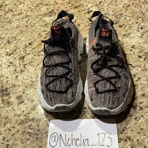 Nike Space Hippie 04